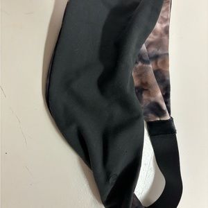 Lululemon wide reversible headband